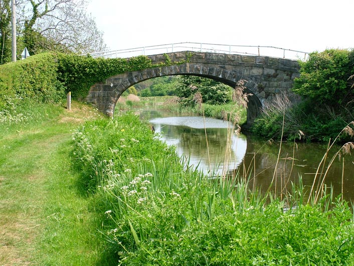 Stone Chimneys bridge (Bridge 31)
