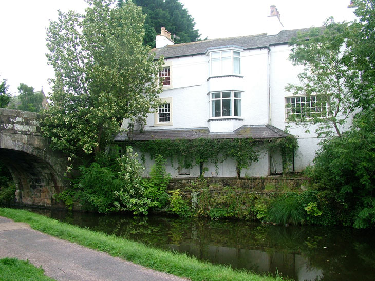 Old house by Bolton Church bridge